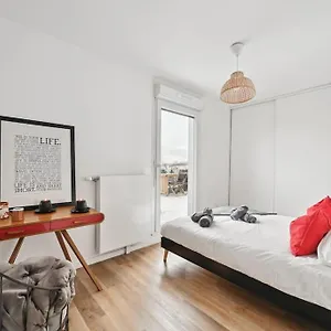 https://charming-3-bedrooms-10-min-paris-expo-mtro-4-rer-b-bagneux.fr-paris.fr